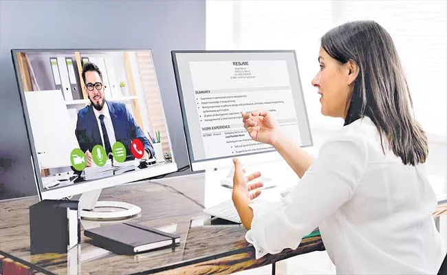 గ్యాస్ కొరత ప్రభావం.. ఐటీ కంపెనీల్లో వర్క్ ఫ్రమ్ హోమ్!