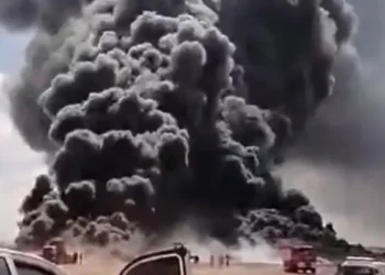 దోహా తీరంలో ట్యాంకర్‌పై క్షిపణి దాడి: పశ్చిమాసియాలో ముదురుతున్న యుద్ధ మేఘాలు!