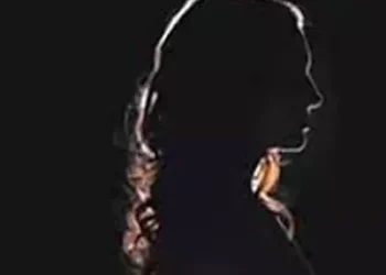 జాగ్రత్త మగువల్లారా! ఆన్ లైన్ స్నేహితులు కాదు.. వాళ్లు 'ఆన్ లైన్ దోపిడీదారులు'!