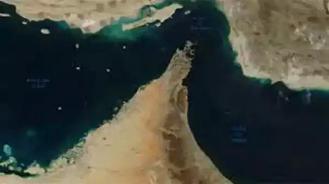 అమెరికా–ఇరాన్ కాల్పుల విరమణ: హర్మూజ్ టోల్తో ఇరాన్ పునర్నిర్మాణం ప్రారంభం?