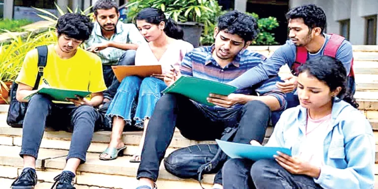 పదో తరగతి తర్వాత డ్రాప్ ఇయర్ – మంచి నిర్ణయమా?