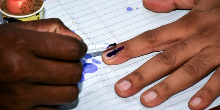 కేరళ, అస్సాం, పుదుచ్చేరిలో అసెంబ్లీ ఎన్నికల పోలింగ్ ఘనంగా ప్రారంభం