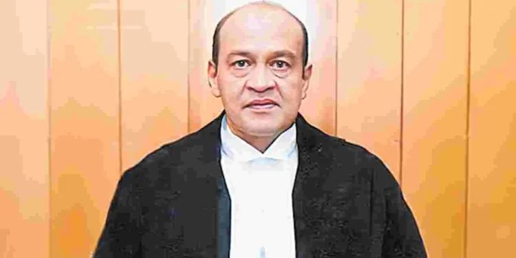 రాష్ట్రపతికి రాజీనామా లేఖ పంపిన హైకోర్టు జడ్జి