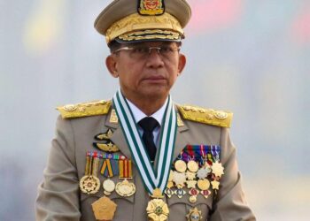 మయన్మార్‌ నయా బాస్‌: మిన్‌ ఆంగ్‌ హ్లయింగ్‌!