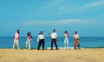 కేరళలో వినూత్న అవగాహన: డ్యాన్స్‌తో ఓటు విలువ చెప్పిన అధికారులు