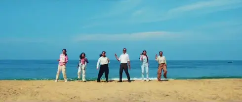 కేరళలో వినూత్న అవగాహన: డ్యాన్స్తో ఓటు విలువ చెప్పిన అధికారులు