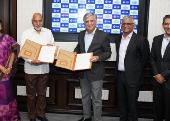 ఐఎస్‌బీ హైదరాబాద్‌లో 'రామోజీ ఆడిటోరియం' ప్రారంభం: రామోజీ ఫౌండేషన్ రూ. 30 కోట్ల విరాళం.