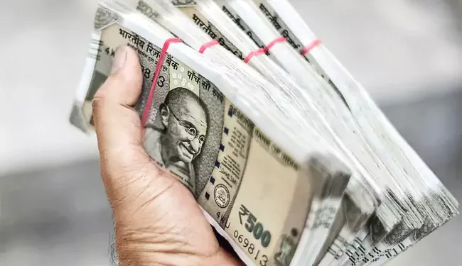 కొండాపూర్ బ్యాంక్ ఖాతాలో కోట్లాది సైబర్ డబ్బు