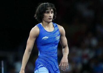 రీఎంట్రీకి అడ్డంకులు.. వినేశ్ ఫొగాట్ ఆరోపణలు