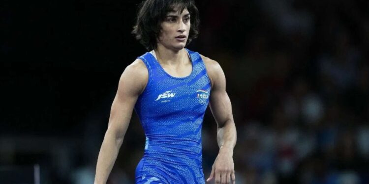 రీఎంట్రీకి అడ్డంకులు.. వినేశ్ ఫొగాట్ ఆరోపణలు