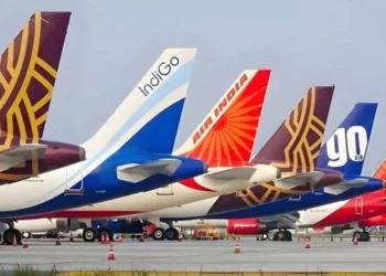 పశ్చిమాసియా ఉద్రిక్తతలతో 10,000 అంతర్జాతీయ విమానాలు రద్దు