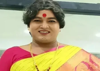 అభిమానులమని నమ్మించి అటాక్: జబర్దస్త్ ఫేమ్ కొమురక్కపై అర్ధరాత్రి దారుణ దాడి!