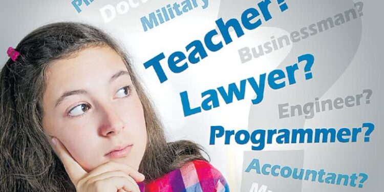 ఇంటర్ తర్వాత ఇంద్రధనస్సు: మీ ఆసక్తికి తగ్గట్టుగా కెరీర్‌ను ఎంచుకోండిలా!