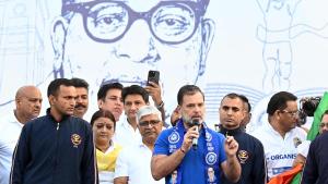 రాజ్యాంగంపై దాడి.. ఆరెస్సెస్, భాజపాలే టార్గెట్!మారథాన్ ప్రారంభోత్సవంలో రాహుల్ గాంధీ ఘాటు విమర్శలు.