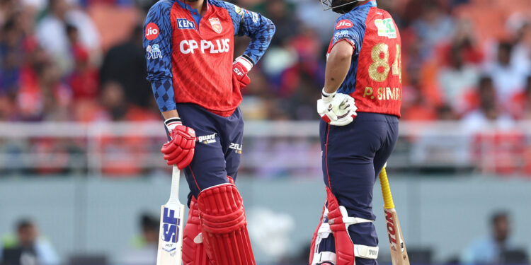 భలే జోడీ: ఐపీఎల్ 2026లో అత్యంత ప్రమాదకర ఓపెనర్లుగా ప్రభ్‌సిమ్రన్-ప్రియాంశ్.