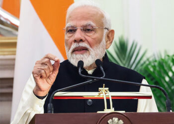 మహిళా రిజర్వేషన్ల బిల్లుకు పార్లమెంటులో చారిత్రక ఆమోదం