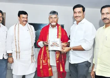 చంద్రబాబుకు తితిదే ప్రత్యేక ఆహ్వానం