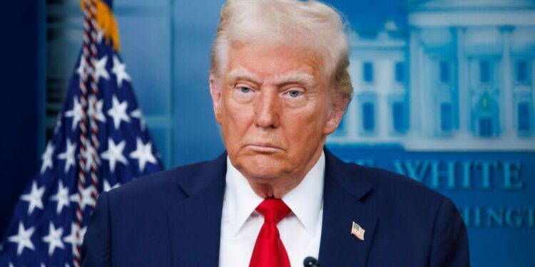 ట్రంప్ హెచ్చరికలు: ఇరాన్ ఒప్పందం ఉల్లంఘిస్తే పరిస్థితులు తీవ్రతరం అవుతాయి