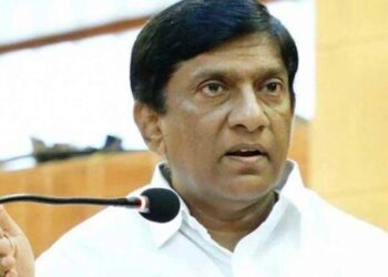 డీలిమిటేషన్ గందరగోళం: అమిత్ షా ప్రకటనపై మాజీ సభ్యుడి డౌట్స్!