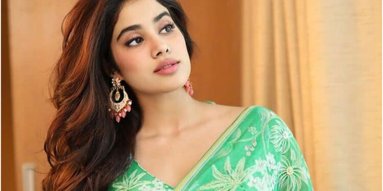 జాన్వీ కపూర్: ‘ధడక్‌’ తర్వాతని చేదు జ్ఞాపకాలు, తల్లి శ్రీదేవి గురించి మౌనపు నిజాలు