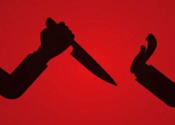 కర్నూలు జిల్లాలో యువకుడి దారుణ హత్య