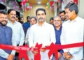 ఏపీలో 20 లక్షల ఉద్యోగాల లక్ష్యం: ప్రతి పోస్టుపై నారా లోకేష్ 'ట్రాకింగ్' అస్త్రం! 7 ఏపీలో 20 లక్షల ఉద్యోగాల లక్ష్యం: ప్రతి పోస్టుపై నారా లోకేష్ 'ట్రాకింగ్' అస్త్రం!