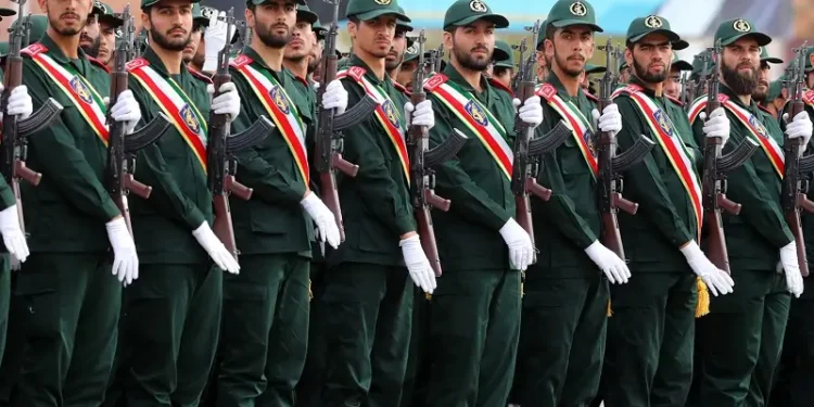 ఇరాన్‌లో రాజకీయ సంక్షోభం: IRGC చేతుల్లో అధికార కేంద్రీకరణ