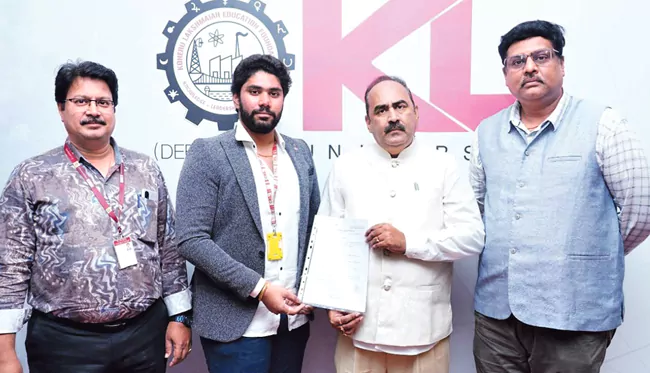 KL యూనివర్సిటీ విద్యార్థుల రికార్డు ప్లేస్మెంట్ విజయం