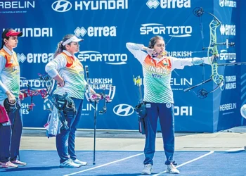 భారత మహిళల ఆర్చరీ జట్టు ఫైనల్‌లోకి దూసుకెళ్లింది