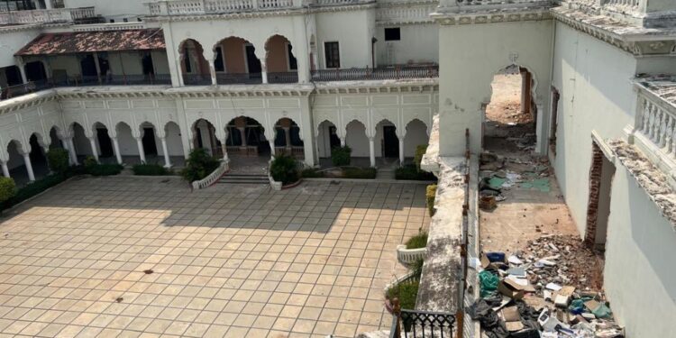 145 ఏళ్ల చరిత్ర కలిగిన చిరాన్ ఫోర్ట్ క్లబ్ కూల్చివేత