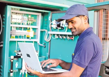 ఇలక్ట్రికల్ నైపుణ్యాలతో కెరియర్లో వేగంగా ఎదగడానికి మార్గాలు