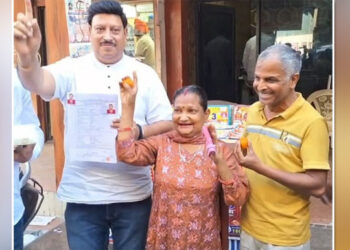 అదృష్టం అంటే ఈమెదే.. తొలి ప్రయత్నంలోనే రూ. 50 లక్షలు గెలుచుకున్న కుట్టుపని మహిళ!