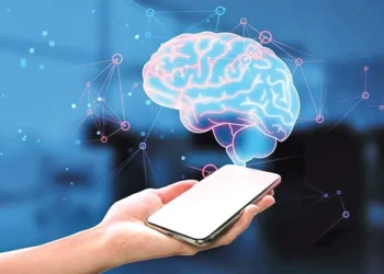 మెదడుకు 'మొబైల్' సెగ.. రెండు వారాలు ఇంటర్నెట్ ఆపేస్తే మీ బ్రెయిన్ పదేళ్లు యవ్వనంగా మారుతుందట!