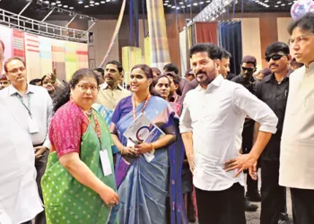 తెలంగాణ 2047 నాటికి దక్షిణాసియా జౌళి వస్త్ర రాజధానిగా: సీఎం రేవంత్‌రెడ్డి