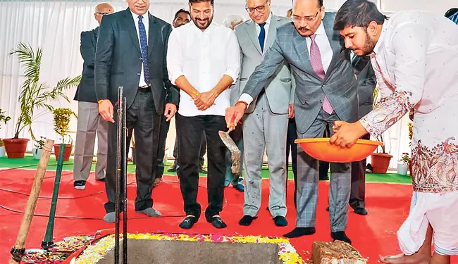 100 ఎకరాలు.. ₹2,500 కోట్లు.. 17 ఏళ్ల నిరీక్షణకు తెర: భాగ్యనగరంలో హైటెక్ హైకోర్టుకు పునాది!