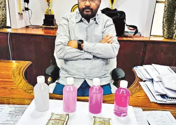 లైసెన్సుల మాఫియాకు చెక్.. వ్యవసాయ శాఖ కార్యాలయాల్లో ఏసీబీ మెరుపు దాడి