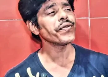 ఈల వేణుగానమైతే.. అది హనుమంతుడికి నైవేద్యమైంది! హాజీపుర్ సంతోష్ అద్భుత విన్యాసం