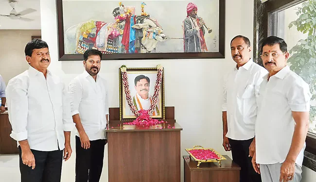 దుద్దిళ్ల శ్రీపాదరావు వర్ధంతి.. సీఎం రేవంత్‌రెడ్డి ఘన నివాళి