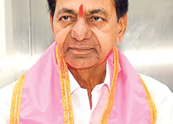 ఏడాది తర్వాత మైక్ పట్టిన కేసీఆర్.. కాంగ్రెస్ సర్కార్‌పై గురిపెట్టబోయే అస్త్రాలు ఏవి?