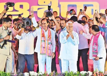 రాష్ట్ర ఆర్థిక పరిస్థితి క్షీణించిందని కేసీఆర్ వ్యాఖ్యలు