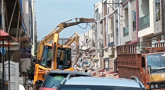 అమీన్‌పూర్‌లో హైడ్రా భారీ ఆపరేషన్… ఆక్రమణలపై కఠిన చర్యలు