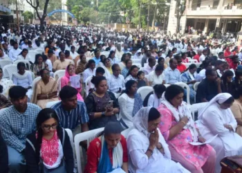 క్షమ - త్యాగం - కరుణ: తెలుగు రాష్ట్రాల్లో భక్తిశ్రద్ధలతో 'గుడ్ ఫ్రైడే'.!