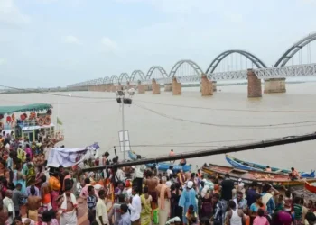 పుష్కర ఘాట్లపై 'ఏఐ' కన్ను: కోట్లాది మంది వచ్చినా రద్దీకి నో టెన్షన్!