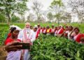 అస్సాం డిబ్రుగఢ్‌లో తేయాకు తోటల్లో ప్రధాని మోదీ