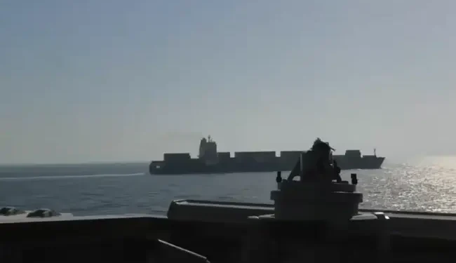 హర్మూజ్‌ వద్ద హైటెన్షన్‌.. ఇరాన్‌ వాణిజ్య నౌకను సీజ్‌ చేసిన అమెరికా