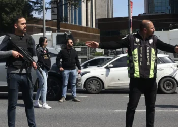 ఇస్తాంబుల్‌లో ఇజ్రాయెల్ కాన్సులేట్‌ వద్ద కాల్పులు: ఒక దుండగుడు మరణం