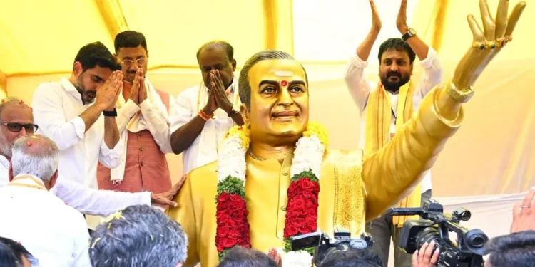 సింధనూరులో ఘనంగా విగ్రహావిష్కరణ చేసిన మంత్రి నారా లోకేష్