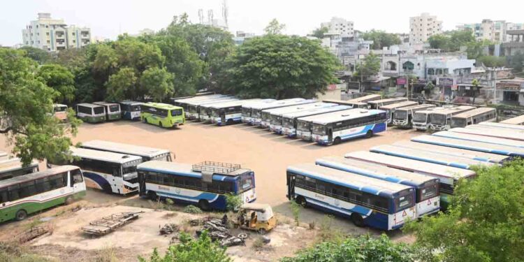 ఆర్టీసీ సమ్మెకు ముగింపు… కార్మికులకు ఊరట