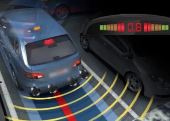 కారు పార్కింగ్ టిప్స్: ఈ చిన్న తప్పులు చేస్తే మీ కారుకు స్క్రాచెస్ గ్యారెంటీ.. సురక్షితంగా పార్క్ చేయడం ఎలా?