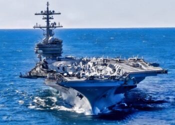 పశ్చిమాసియాలో అమెరికా యుద్ధ మేఘాలు: రంగంలోకి మూడో విమాన వాహక నౌక 'USS HW Bush'!